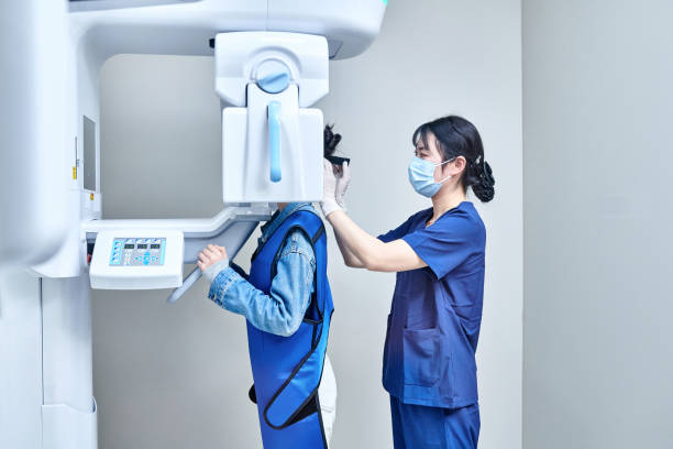 Best Emergency Tooth Extraction in Newport East, RI